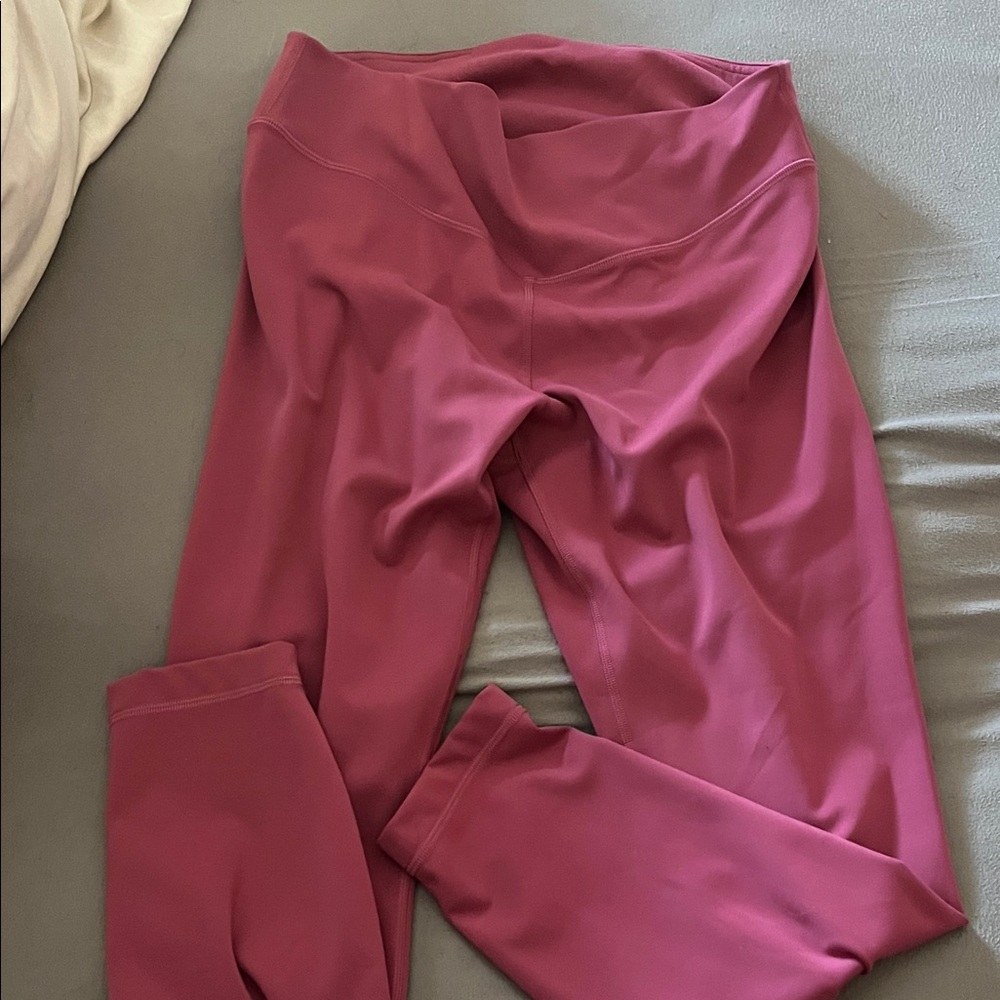Lululemon mauve leggings
